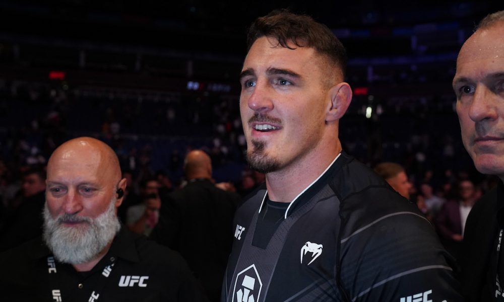 Tom Aspinall celebra ter chamado a atenção de Jon Jones: “Uma vitória por si só”