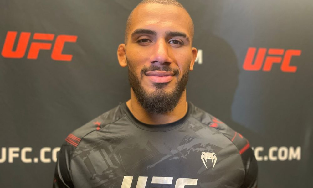 Vitor Petrino revela motivação extra para atuar diante de grande público no UFC 290