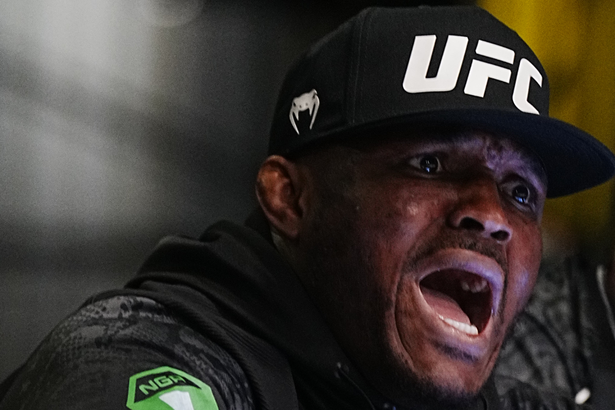 Kamaru Usman é ex-campeão do UFC e uma lenda do MMA