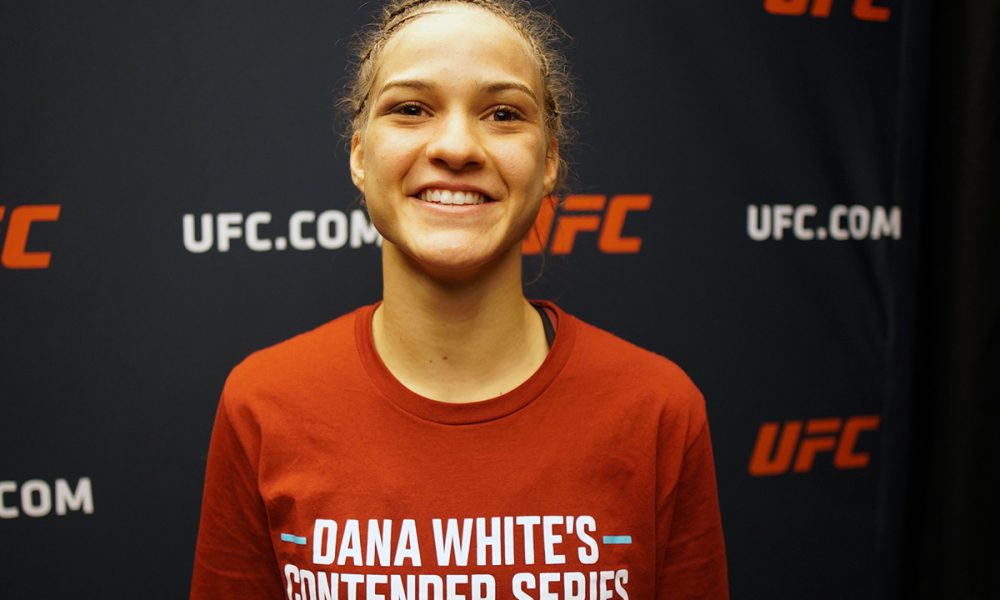 Stephanie Rondinha conversa com a reportagem da Ag Fight após ser contratada pelo UFC
