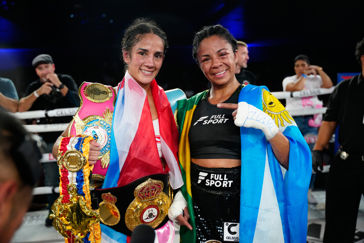 Amanda Serrano e Danila Ramos confraternizam após luta histórica no boxe.