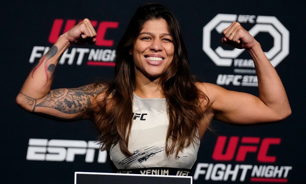 De volta ao peso-mosca, Mayra Sheetara encara Jasmine Jasudavicius no UFC Arábia Saudita