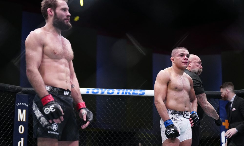 Rival de brasileiro, Trey Ogden protesta após erro de árbitro no UFC Vegas 82: “Eu venci”