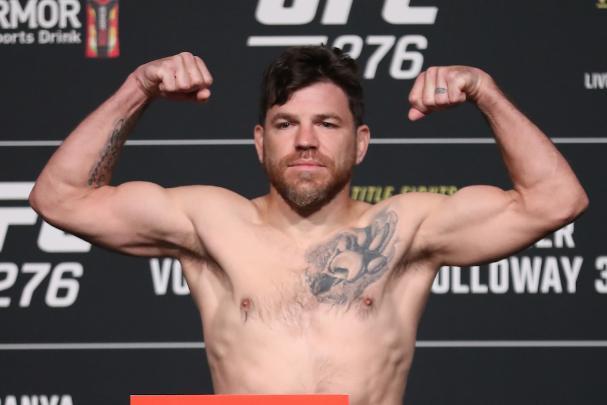 Jim Miller entrará para a história como único atleta a lutar no UFC 100, 200 e 300.
