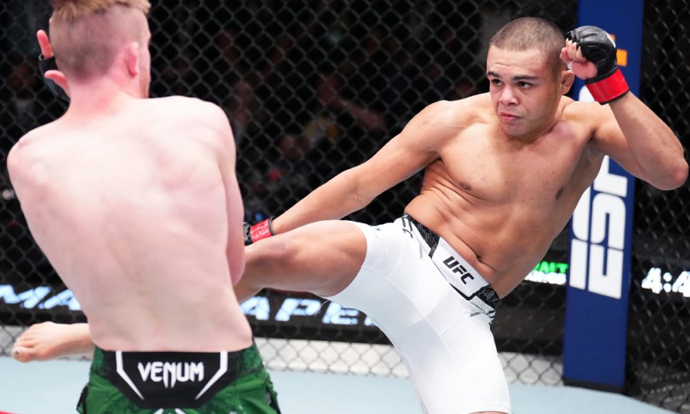 Nikolas Motta admite sensação de alívio após vitória no UFC Vegas 84