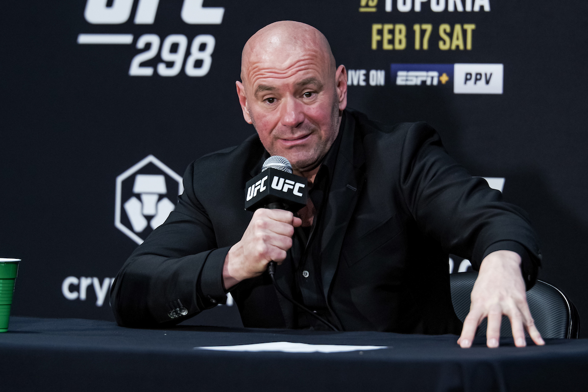 Dana White participa da coletiva de imprensa pós-UFC 298.