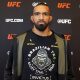 Bredson Ribeiro posa para fotos após conversar com a reportagem da Ag Fight