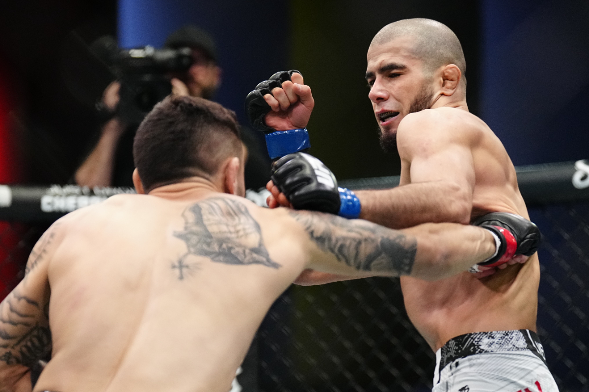 Mokaev ampliou sua invencibilidade contra Alex Perez