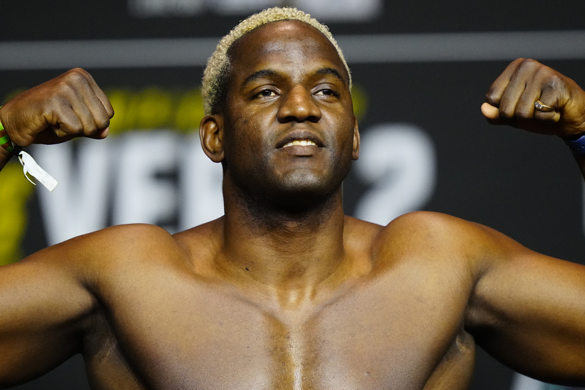 Robelis Despaigne é um striker de elite que integra o peso-pesado do UFC