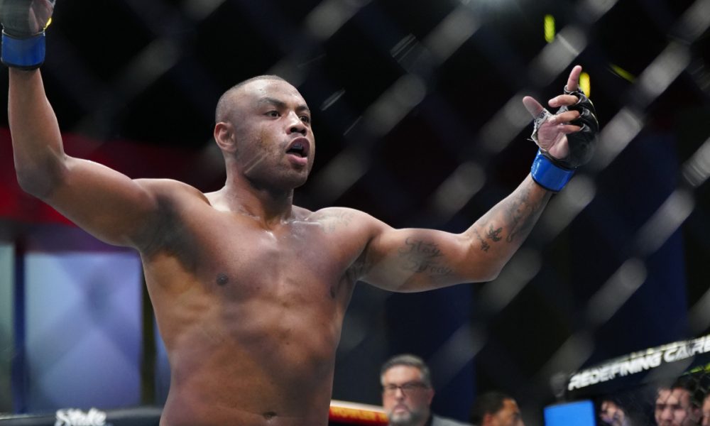 César Almeida venceu na sua estreia no UFC.