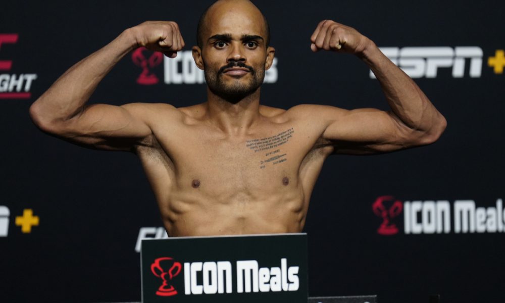 Victor Striker busca segunda vitória no UFC em outubro