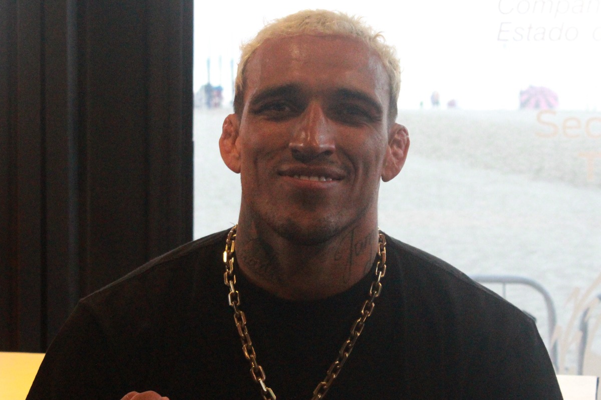 Charles Do Bronxs participa do media day como atleta convidado do UFC Rio.