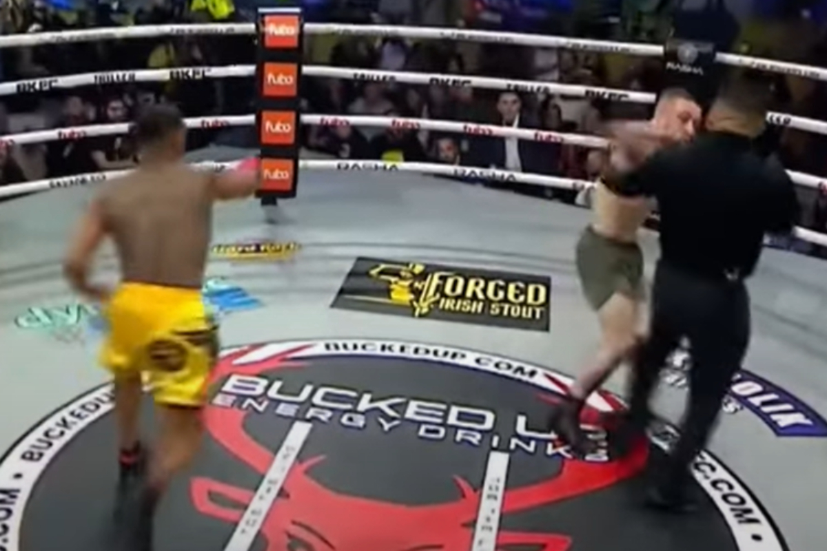Nocauteado em pé, lutador tenta socar árbitro no BKFC.
