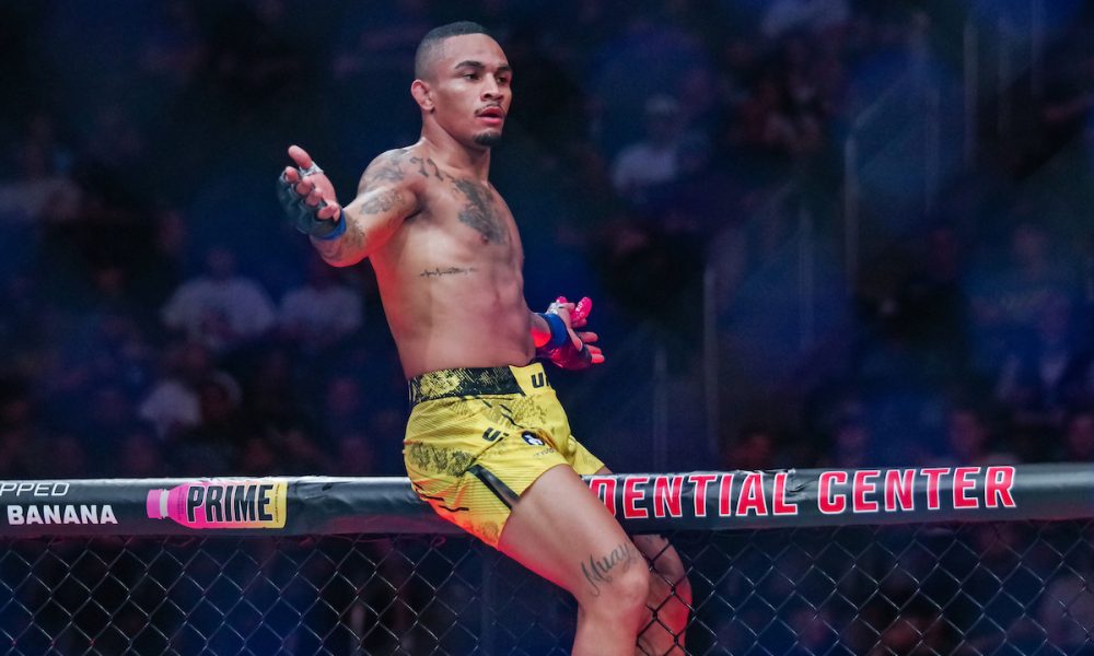 André Mascote dá show, finaliza rival espanhol e amplia invencibilidade no UFC Vegas 104