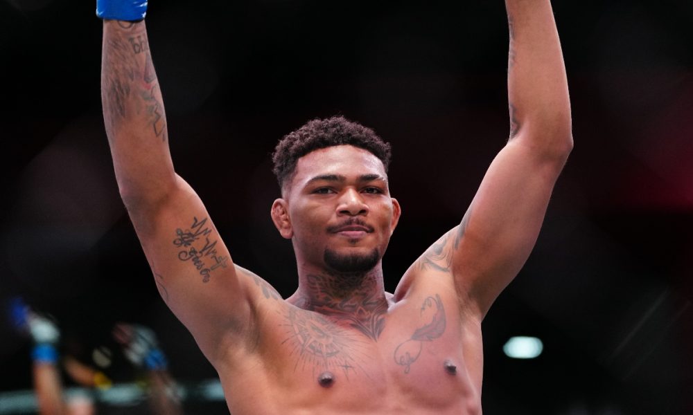 Site volta atrás e restabelece cartel invicto de Michael Morales