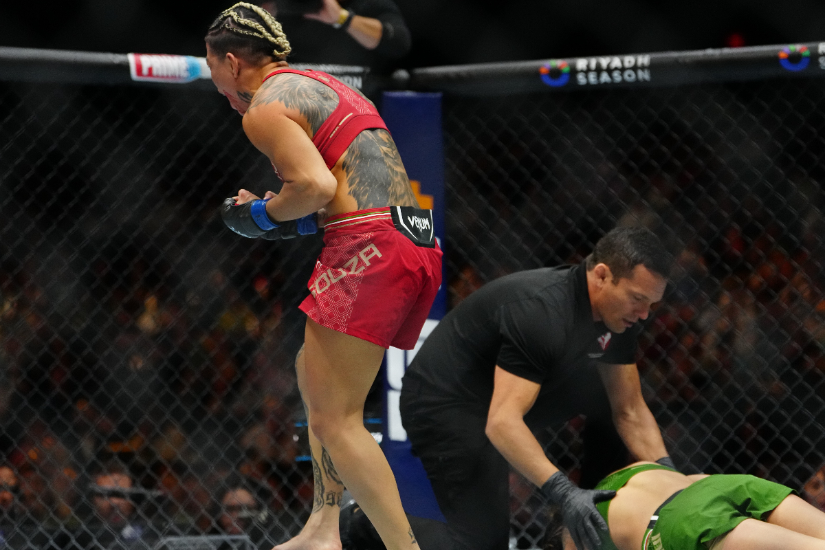 Ketlen Esquentadinha comemora vitória impactante no Noche UFC