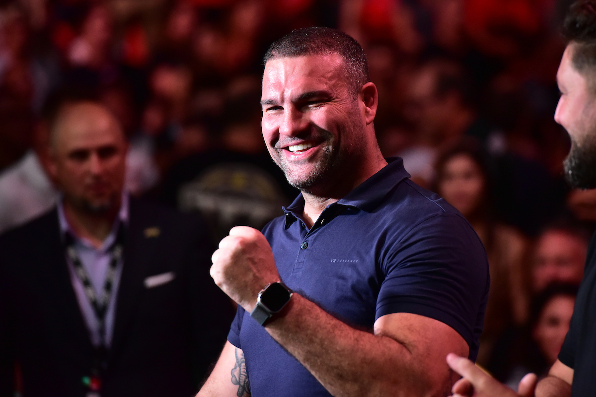 Maurício Shogun na plateia do UFC 301, no Rio de Janeiro