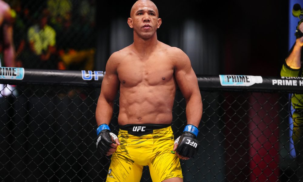 Gregory Robocop se prepara para competir no UFC Vegas 102