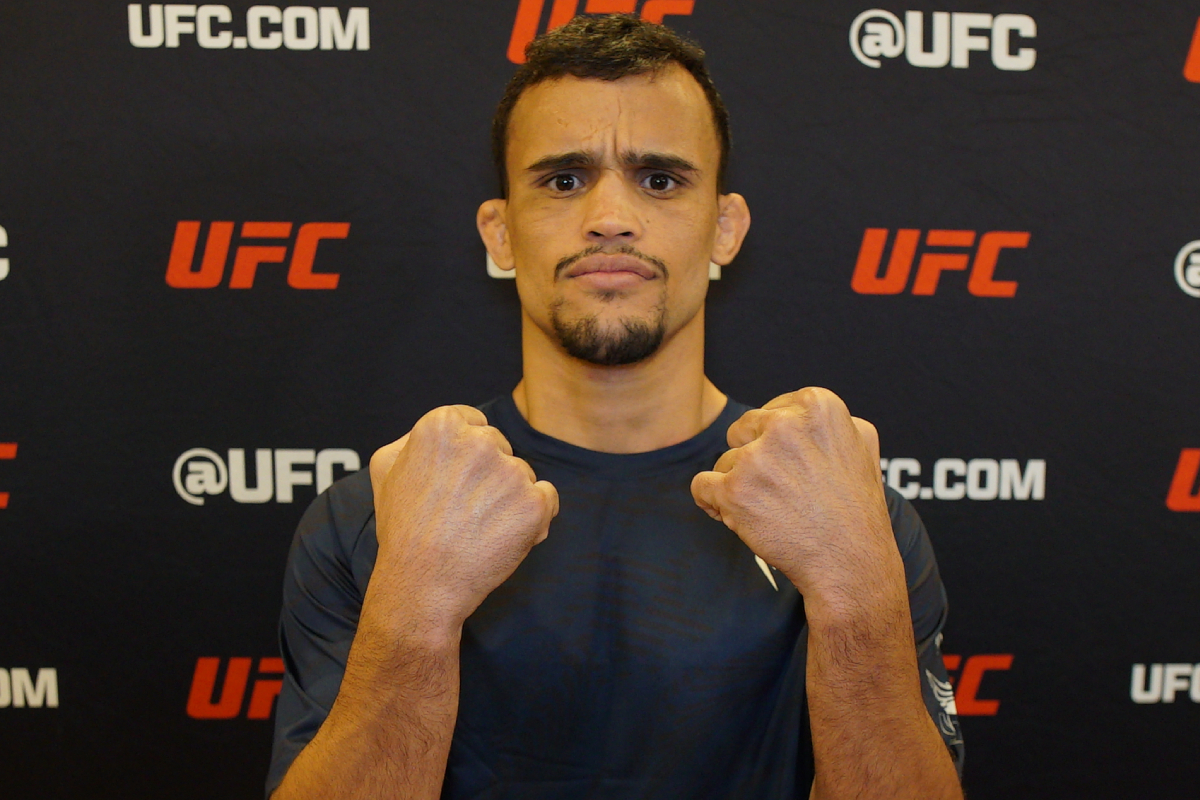 Daniel Willycat encara Davey Grant no UFC Vegas 105