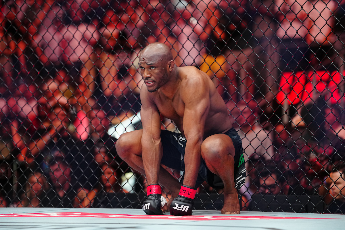 Kamaru Usman se prepara para lutar no UFC Atlanta