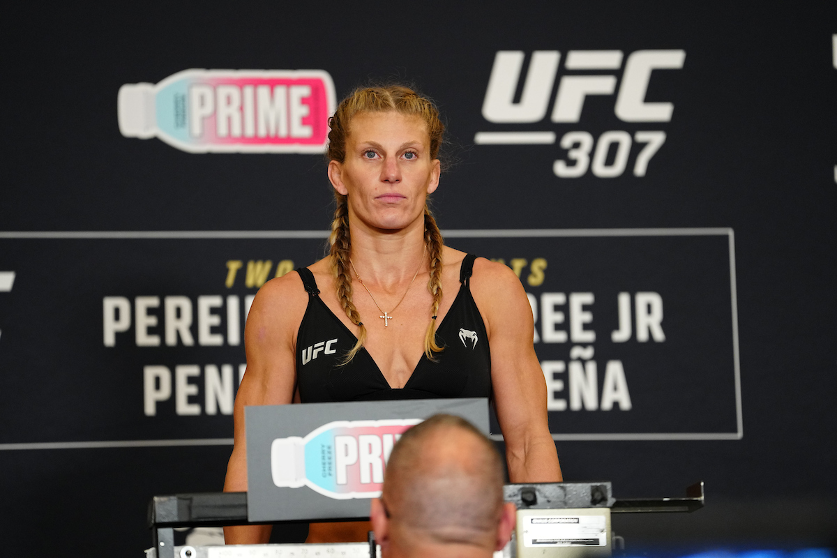 Kayla Harrison bate o peso no UFC 307