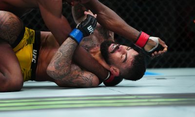 Elizeu Capoeira recebe soco no solo no UFC Vegas 108