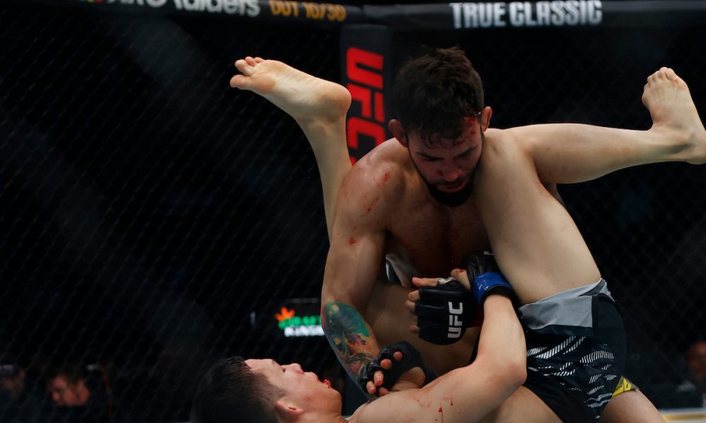 Bruno Bulldog finaliza coreano no Canadá e afasta má fase no UFC