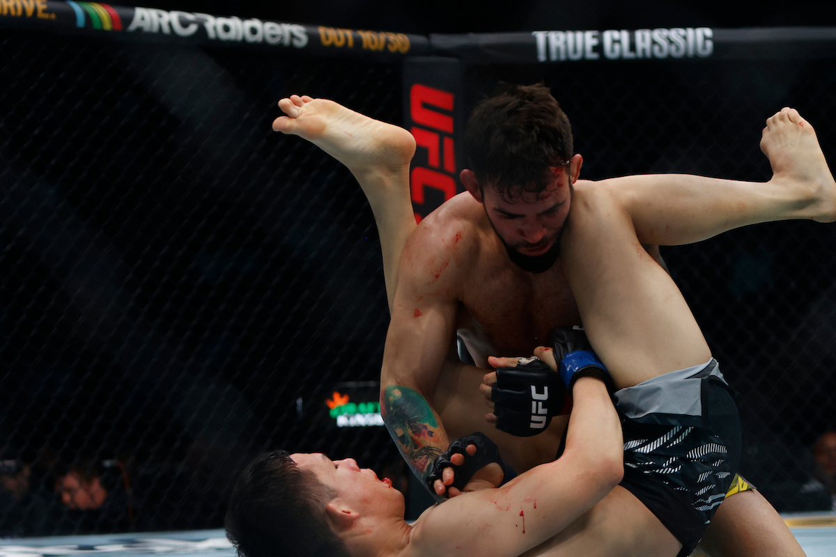 Bruno Bulldog venceu no UFC Canadá