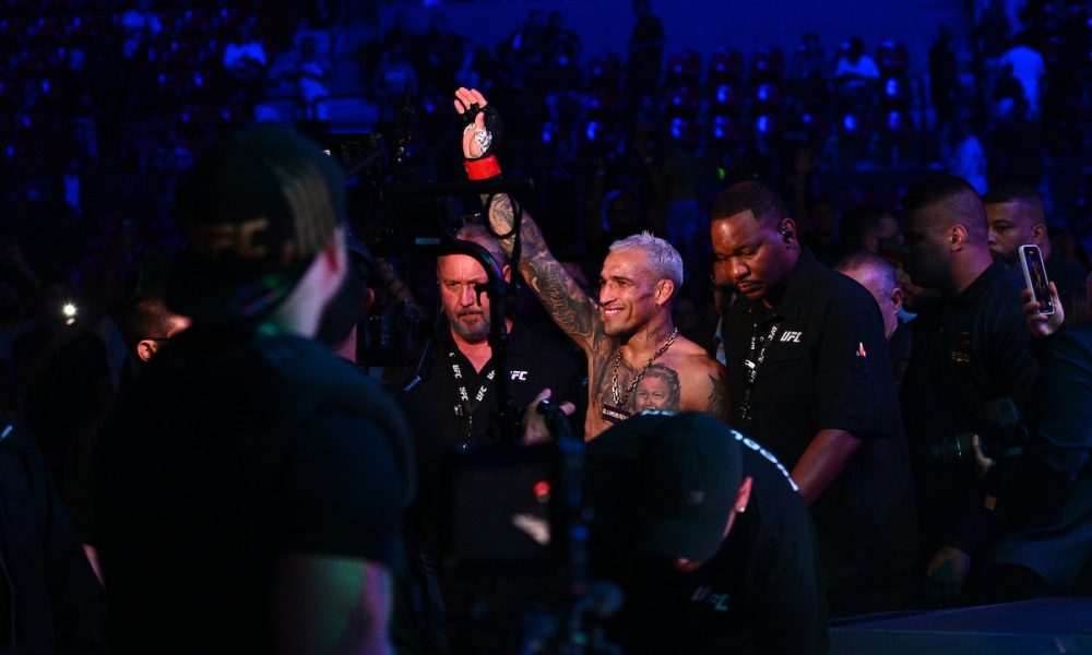 Charles Do Bronx embolsa R$ 276 mil por bônus de performance no UFC Rio