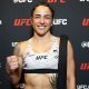 Norma Dumont posando para foto após vitória no UFC Vegas 110