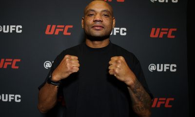 Césal Almeida, o Cesinha, posa para foto no media day do UFC Vegas 112