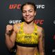 Luana Santos posa para foto após vencer no UFC Vegas 112