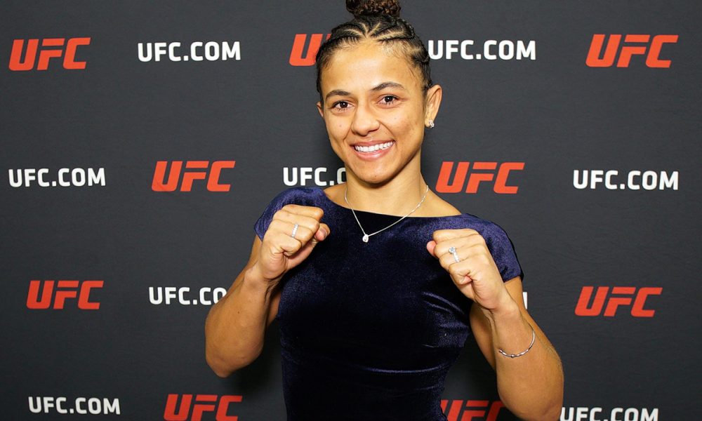Natália Silva revela promessa do UFC por disputa de cinturão: “Espero que me valorizem”