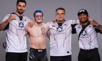 Melquizael Costa João Emílio e Joanderson Tubarão posando para foto