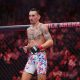 Max Holloway foi derrotado por Charles Do Bronx no UFC 326