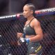 Ravena Kenoudy foi derrotada por Shanelle Dyer no UFC Londres