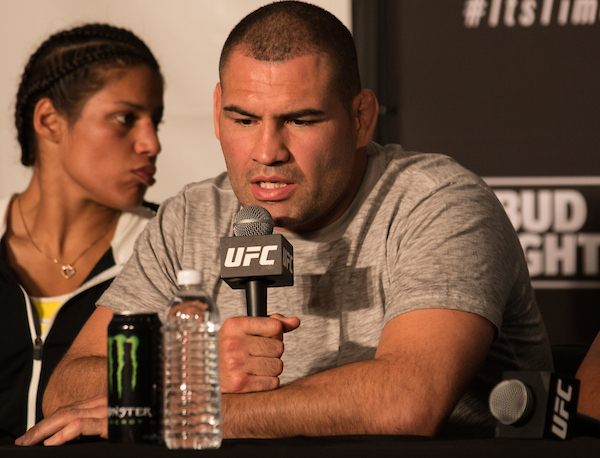 Caín Velásquez despedido por WWE por recorte de gastos durante pandemia