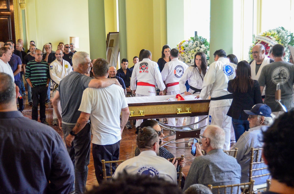 velorio-robson-gracie