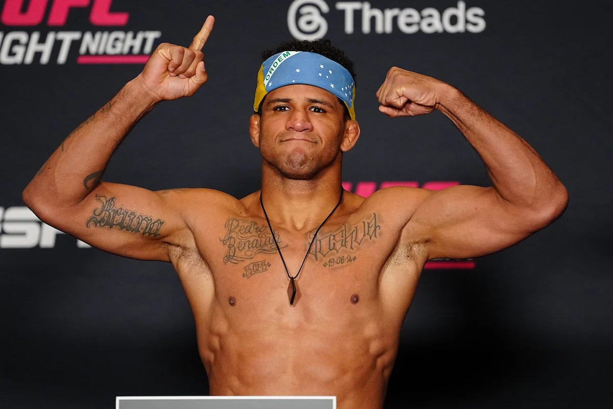 Gilbert-Burns-UFC-Vegas-106-Pesagem