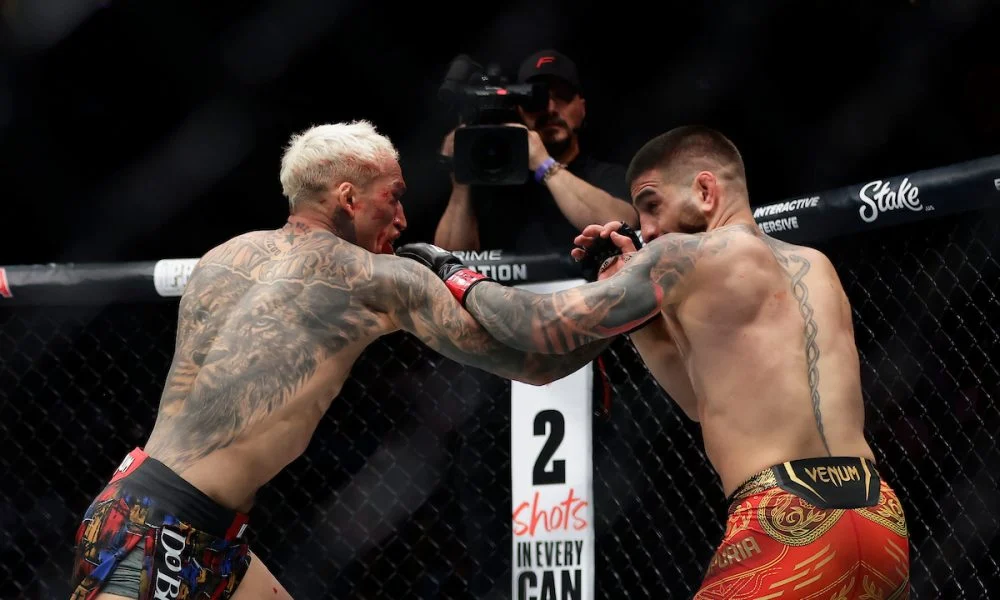 charles-oliveira-ilia-topuria-ufc317-1000x600