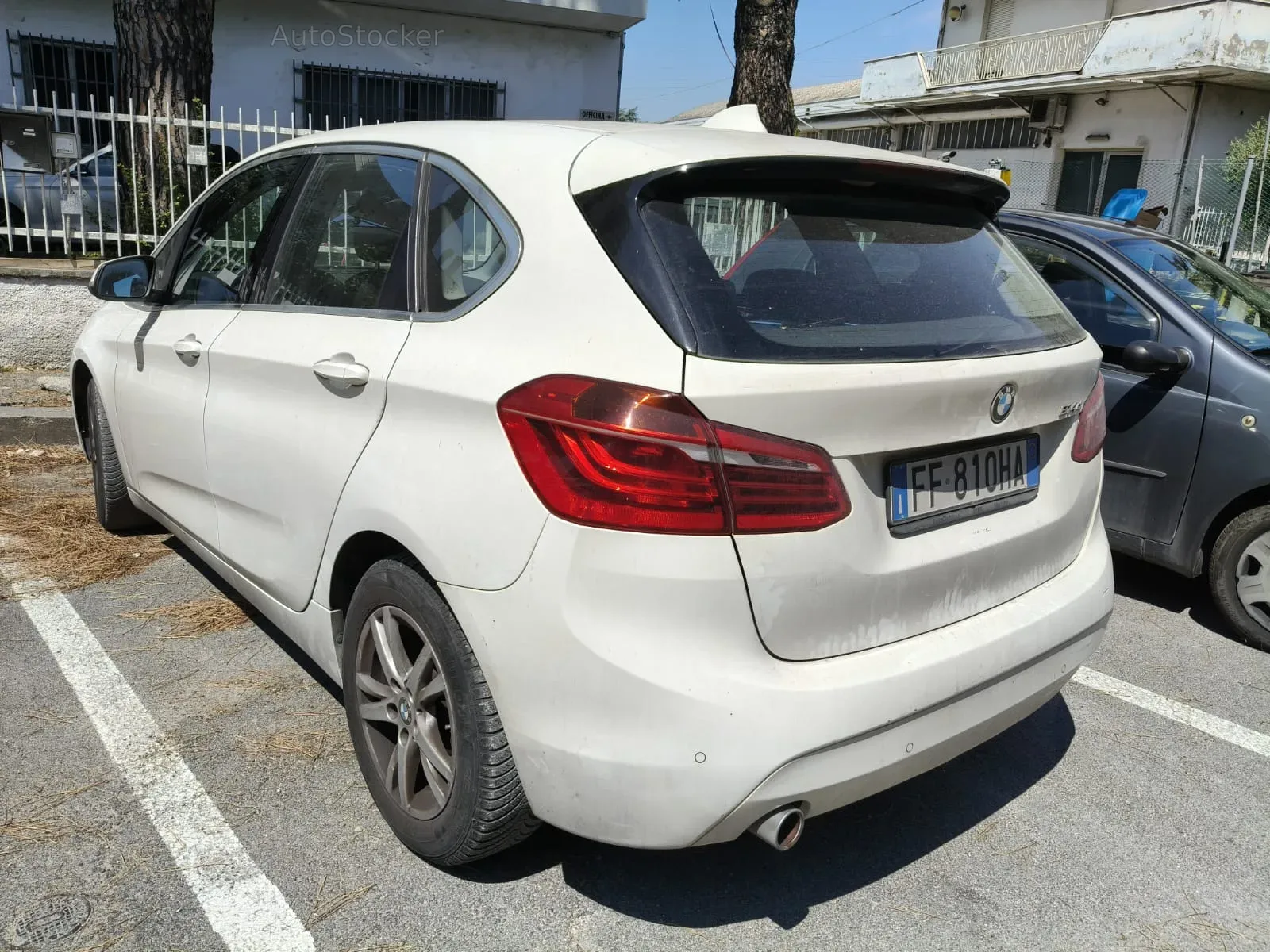 BMW 214 (2016) 4