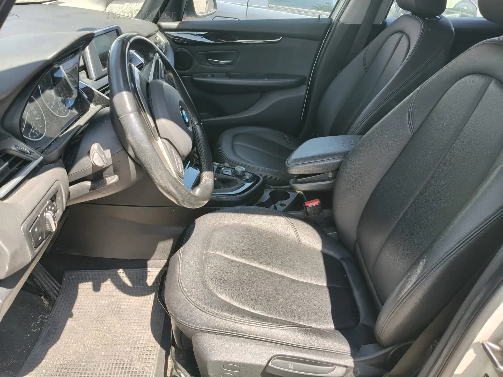 BMW 214 (2016) 12