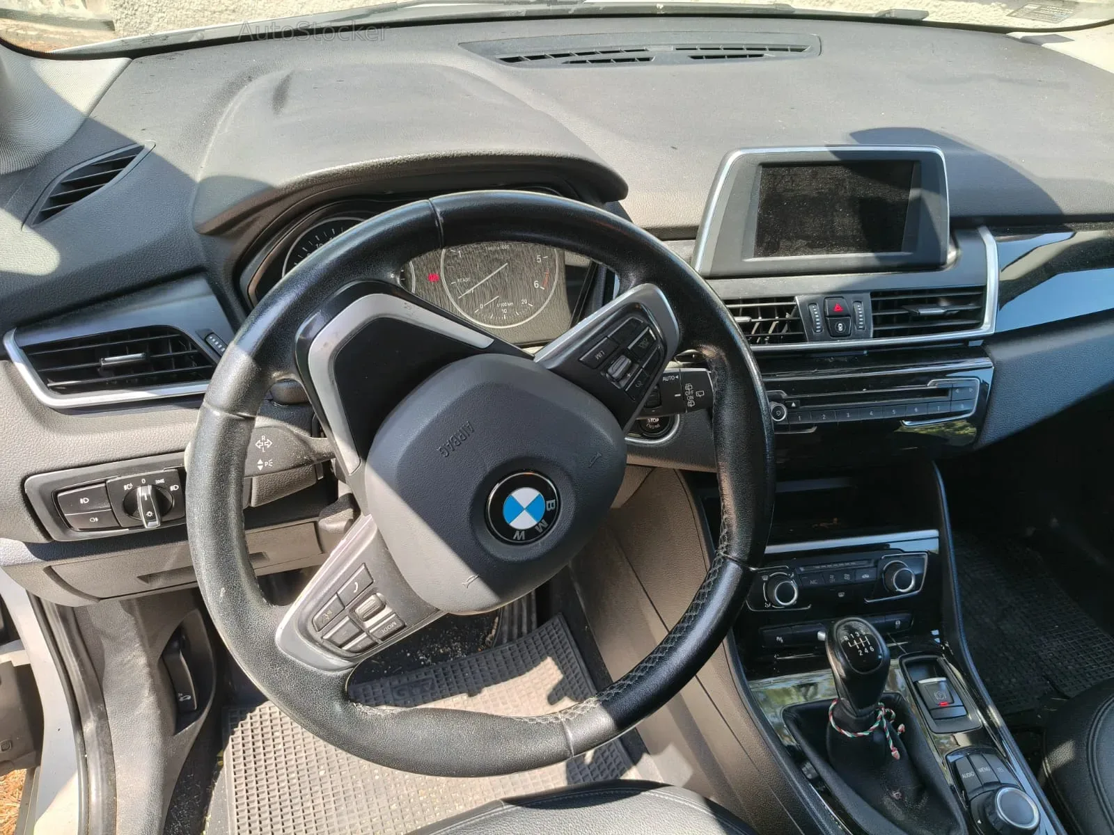 BMW 214 (2016) 7