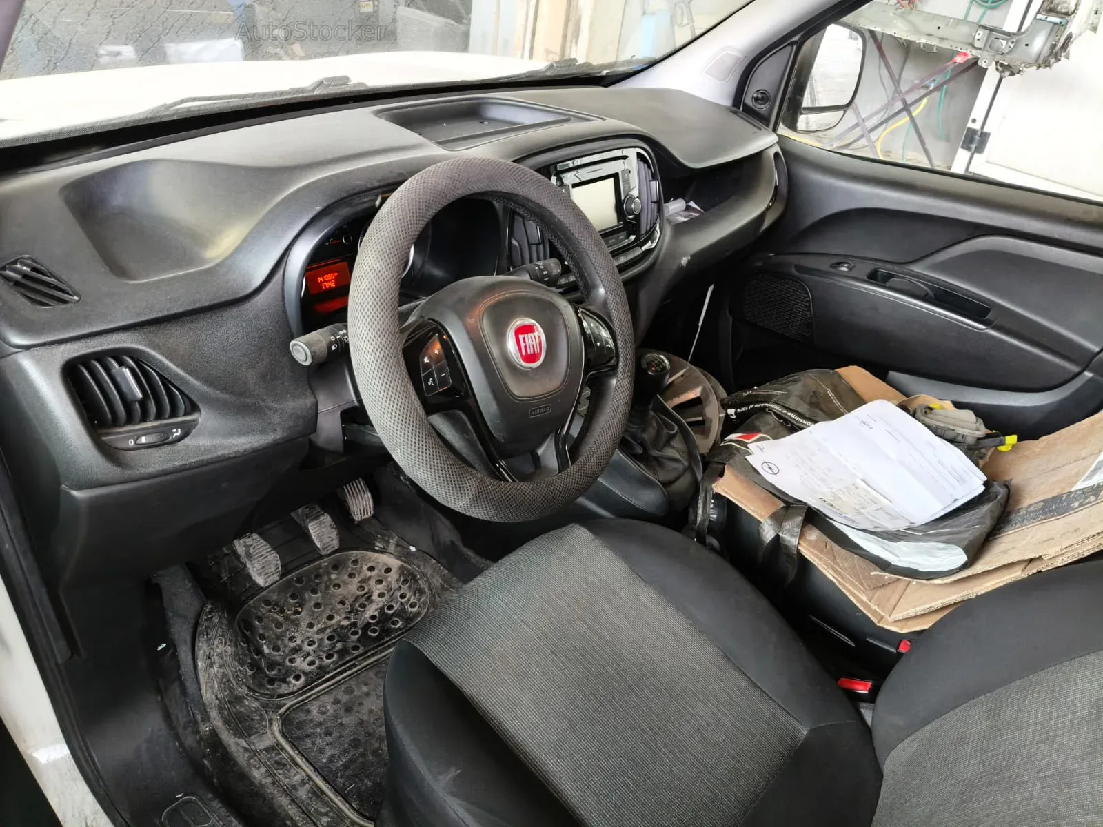 Fiat Doblò (2018) 12