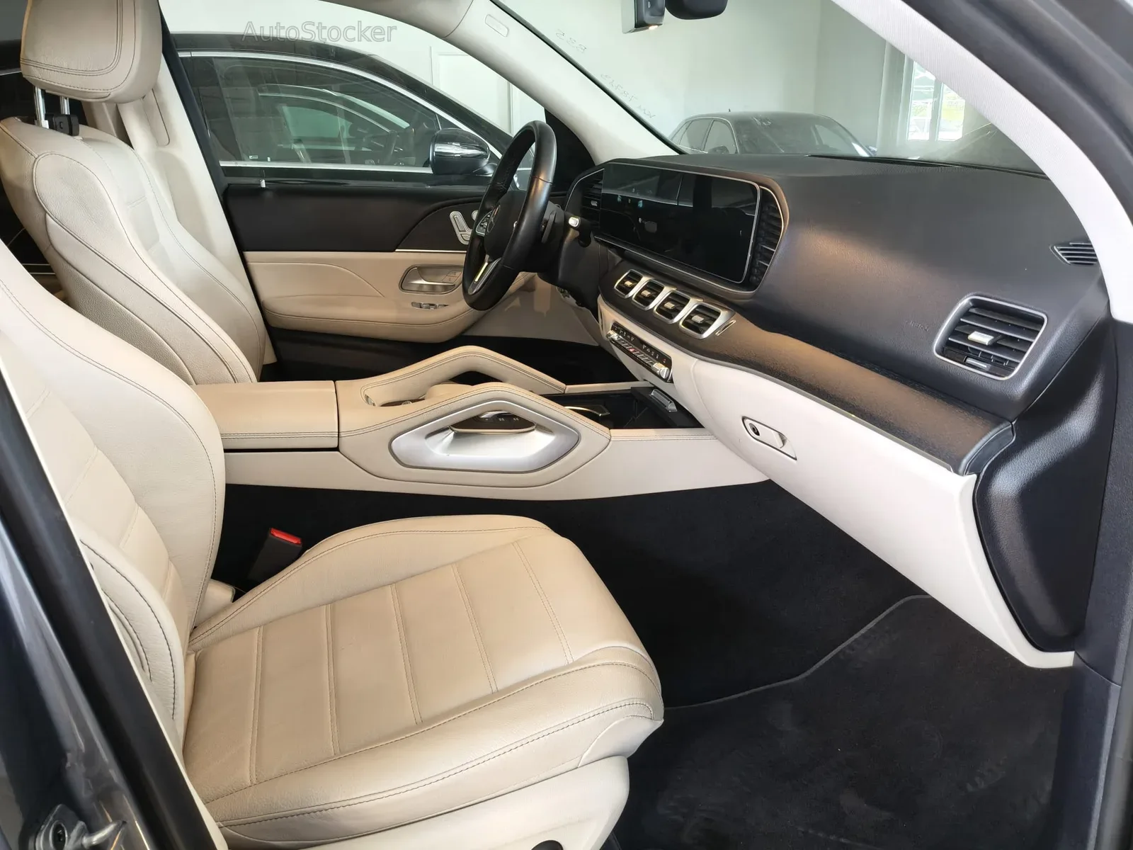 Mercedes-Benz GLE 350d PHEV (2022) 12