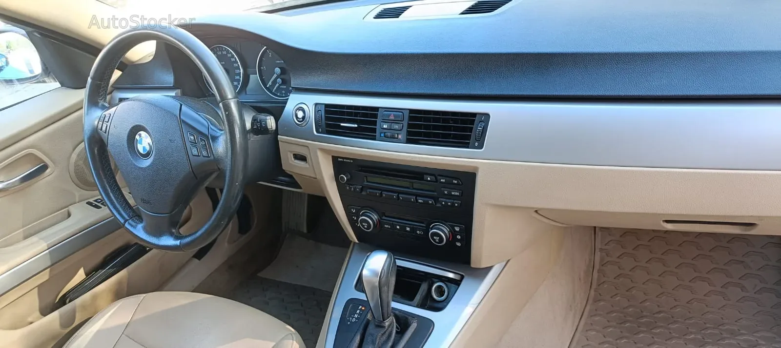 BMW 3 Series (2007) 9