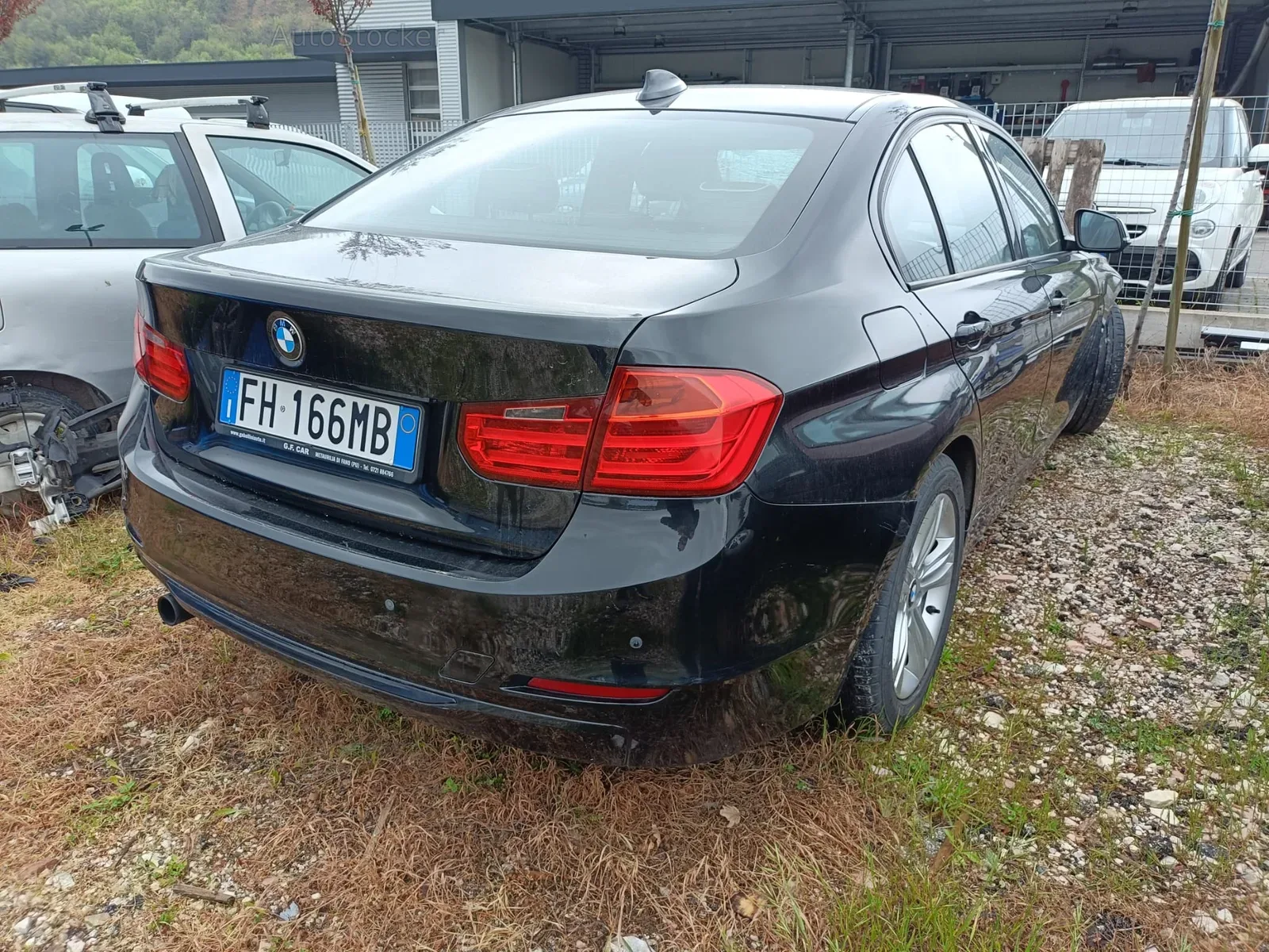 BMW 318d (2013) 5
