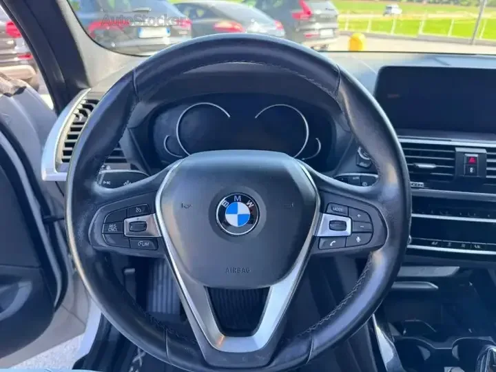 BMW X3 xDrive (2019) 9