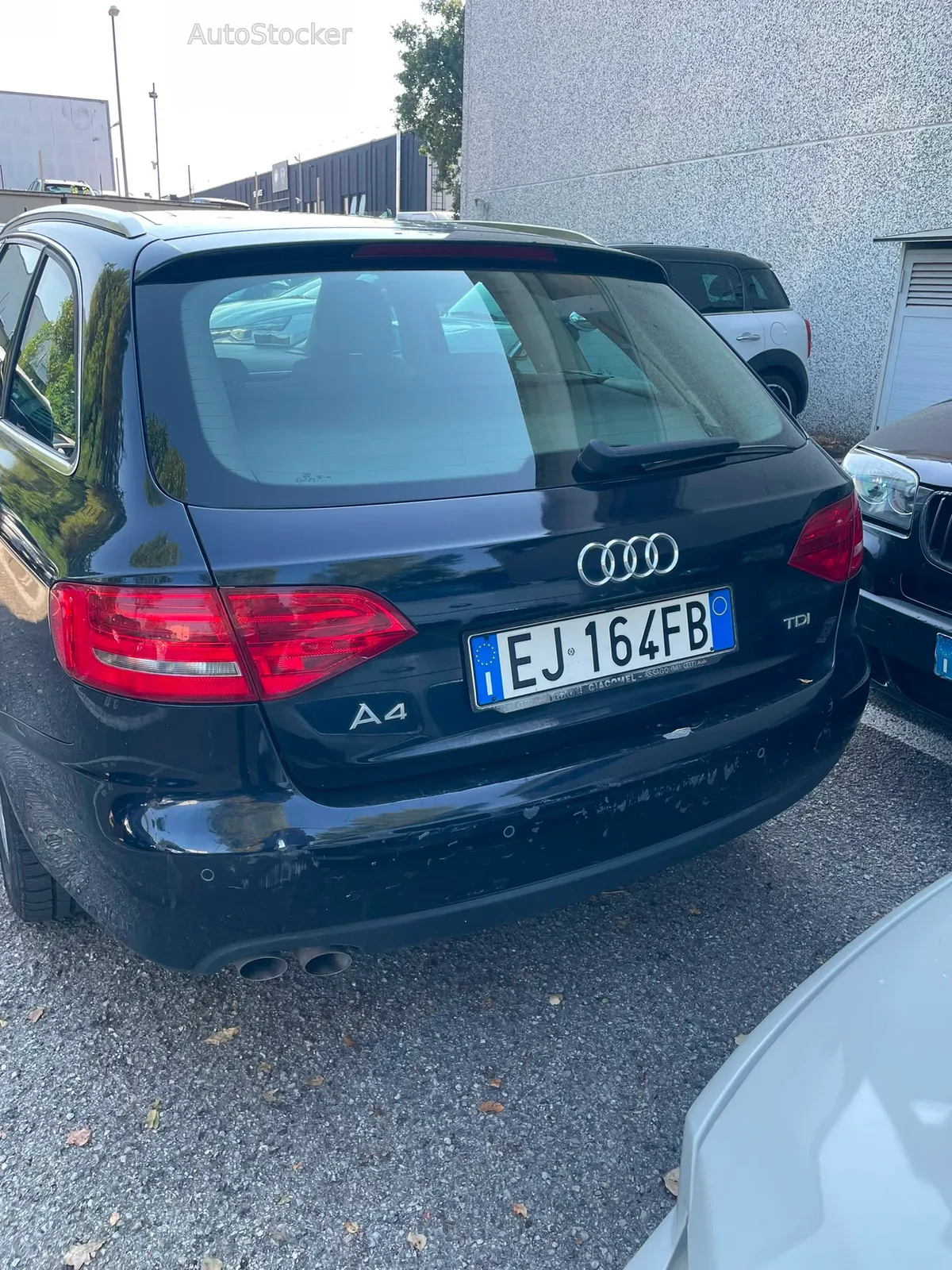 Audi A4 (2011) 4