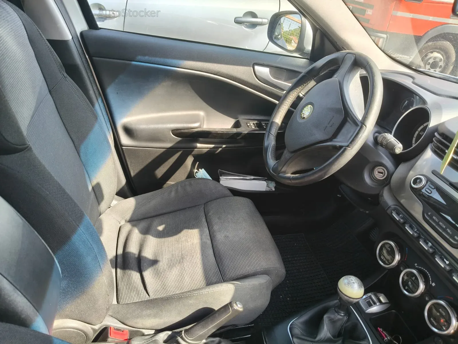 Alfa Romeo Giulietta (2011) 11